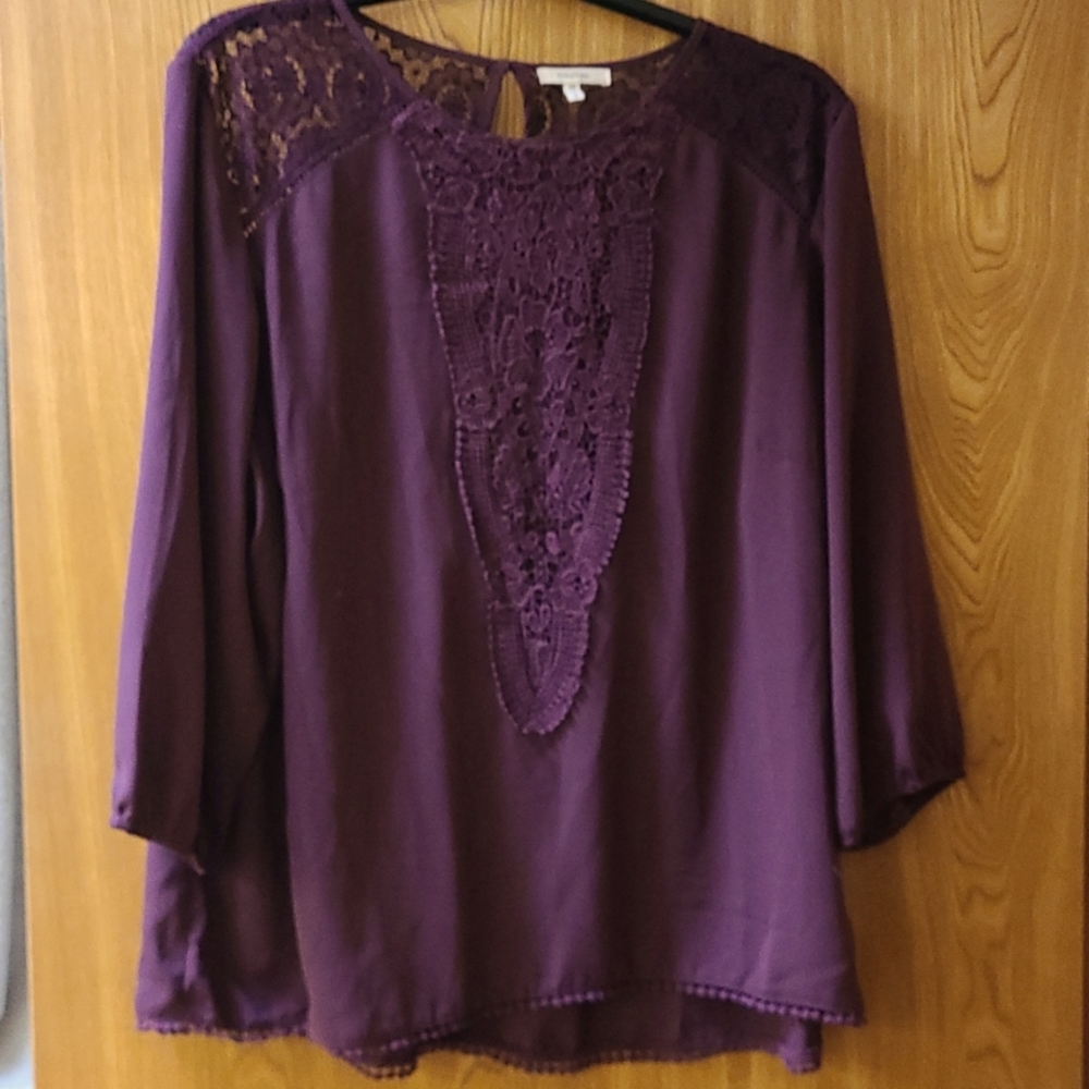 Maurice's size 2x Plum crepe top with lace yoke and lace trim on front.